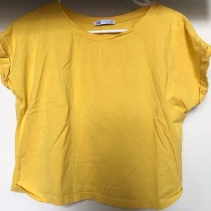Yellow cropped T-shirt